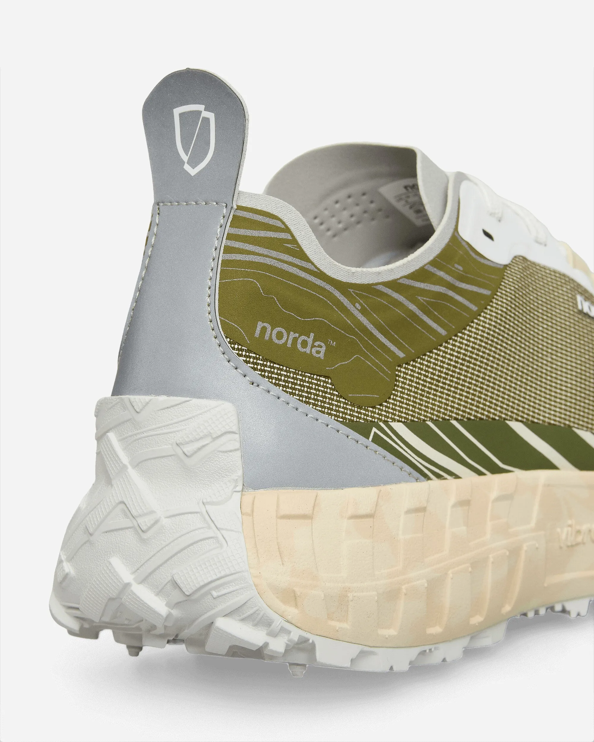 001 Sneakers Glitch