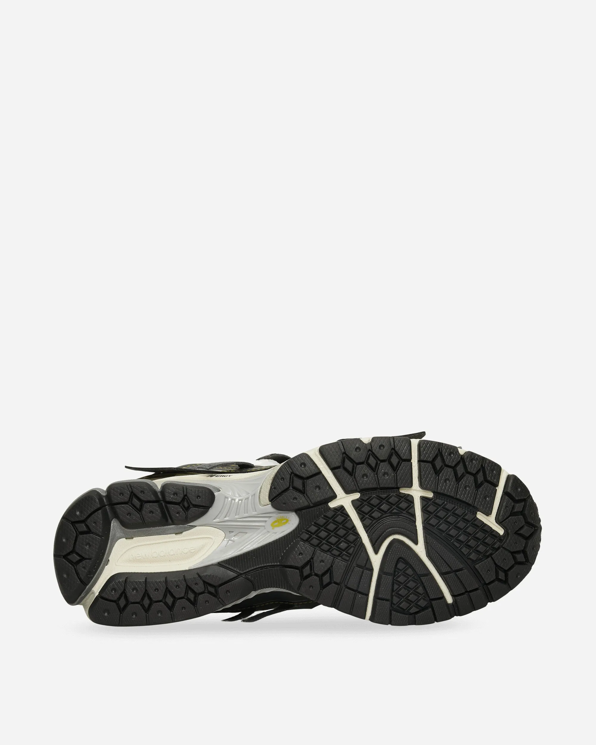 1906A Sneakers Olive Juice / Sea Salt / Woodland