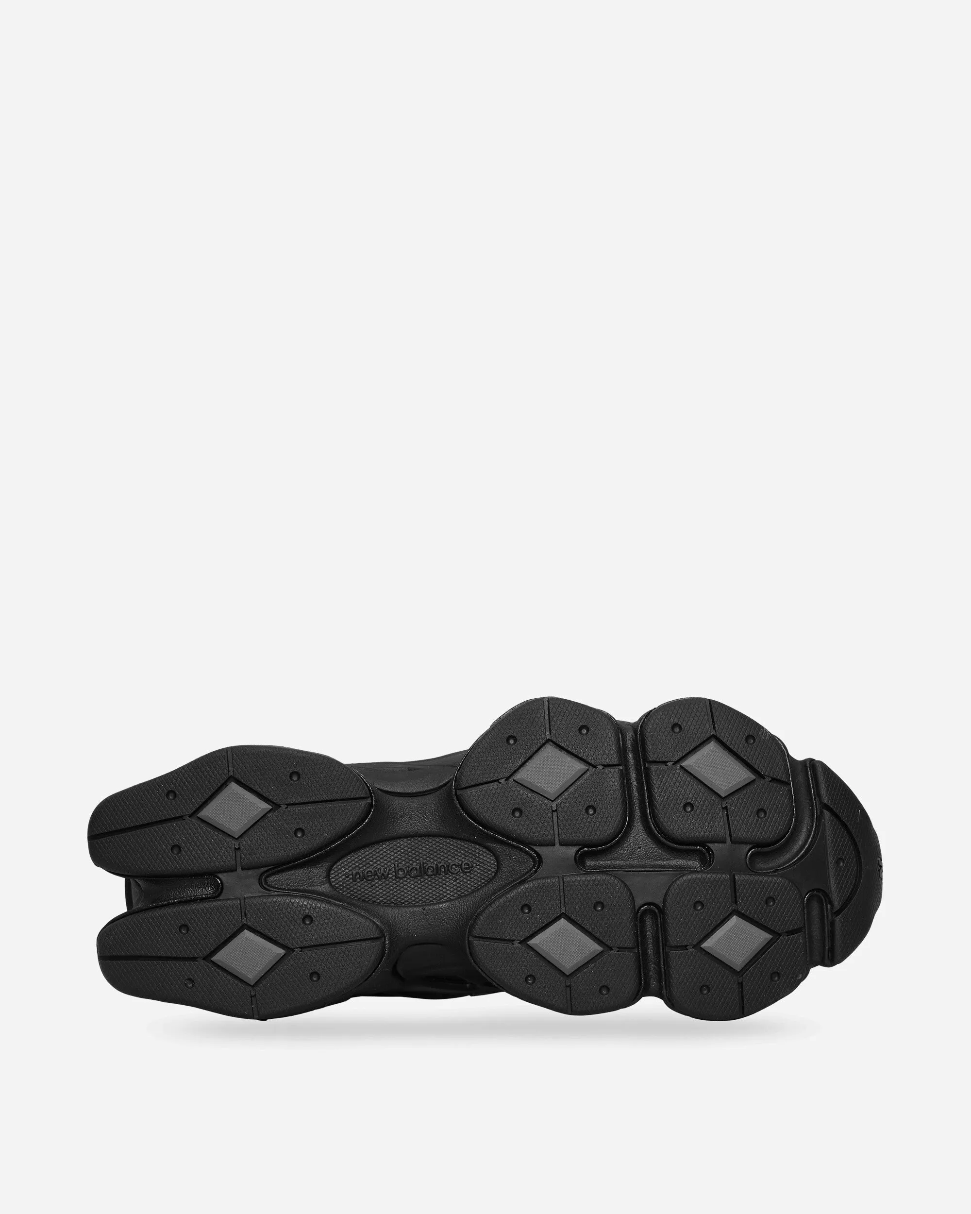 9060 Sneakers Triple Black