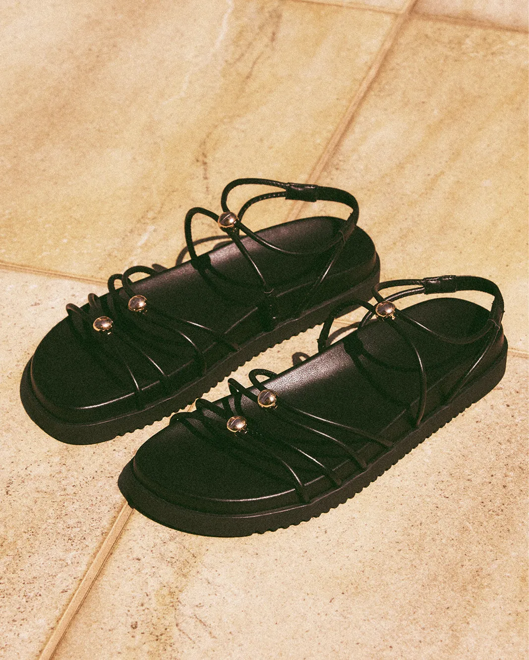 ATWOOD - BLACK