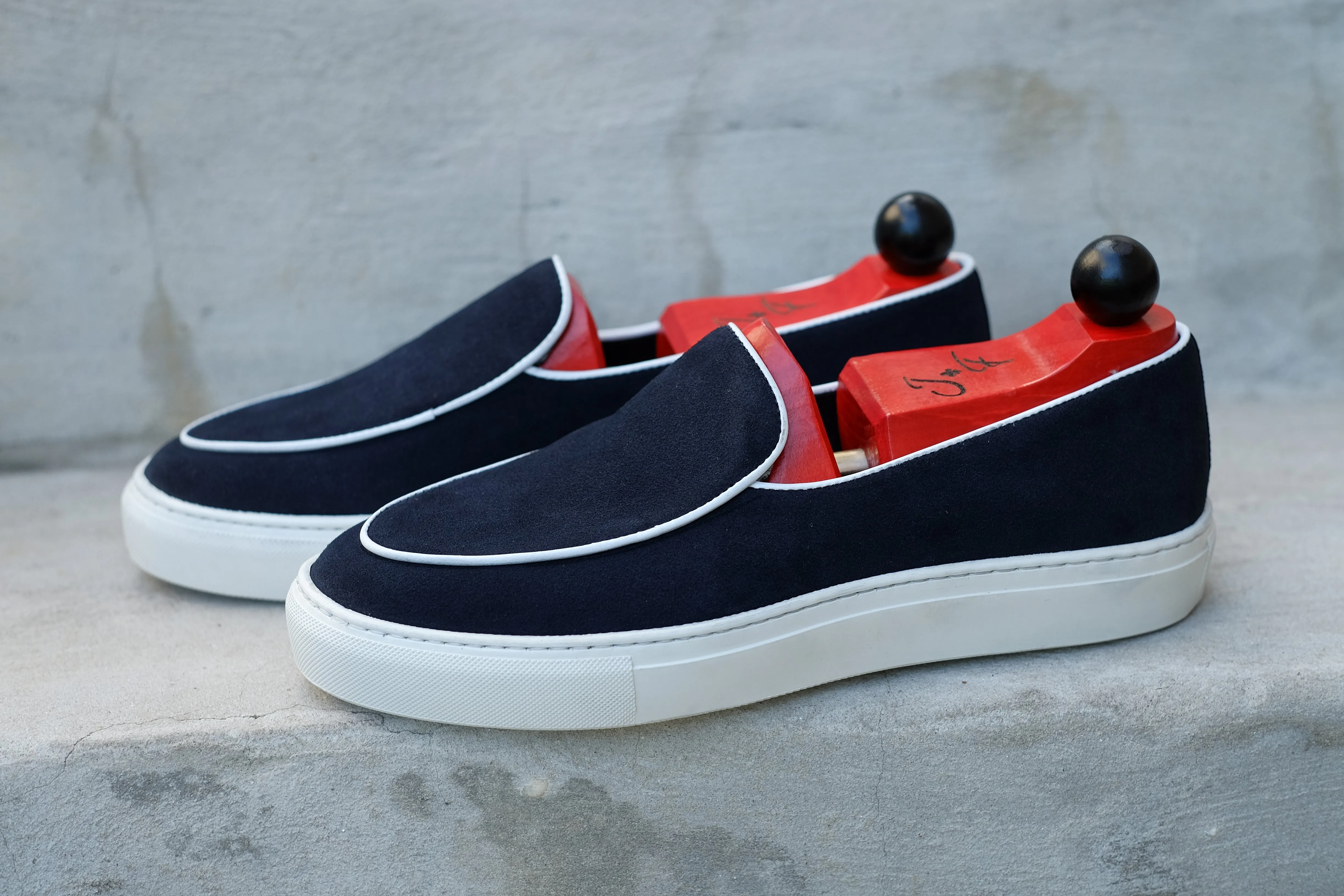 Ellensburg - Navy Suede / White Calf Piping - PRE SALE