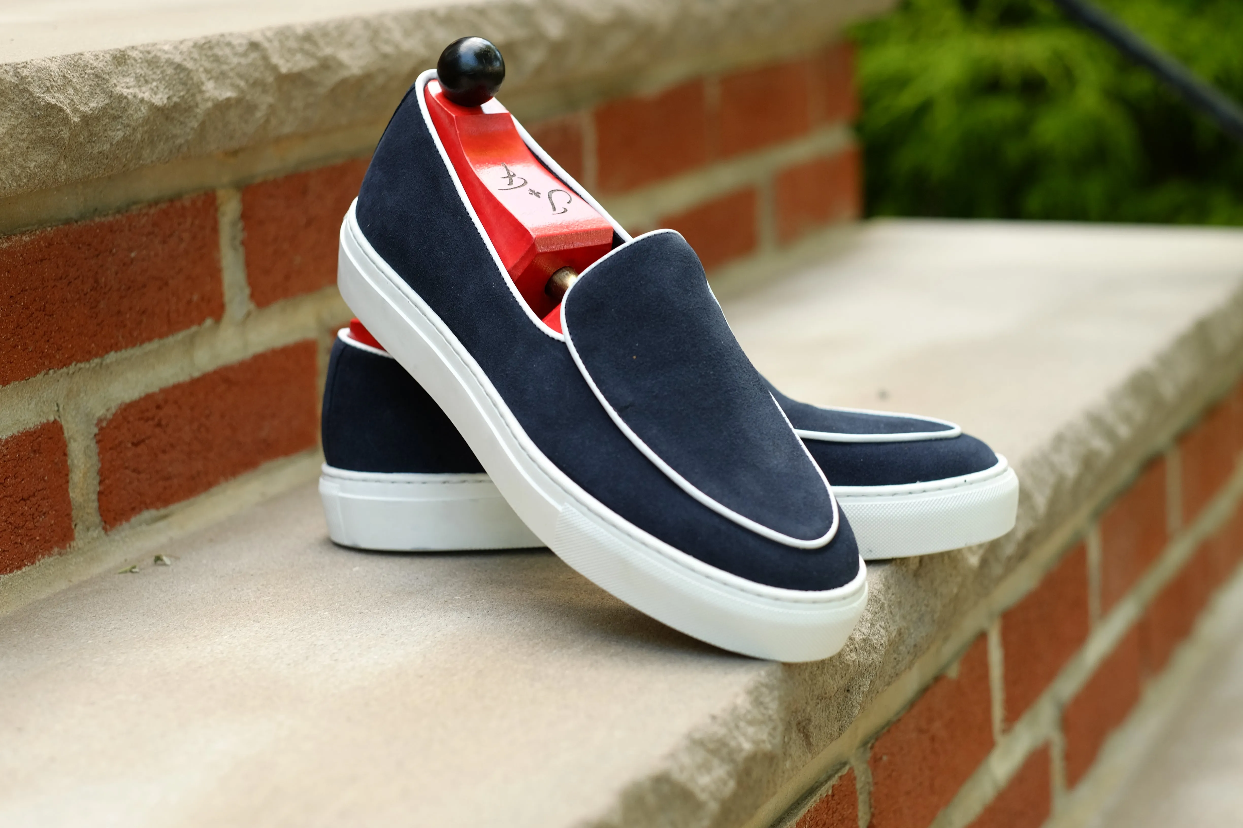 Ellensburg - Navy Suede / White Calf Piping - PRE SALE