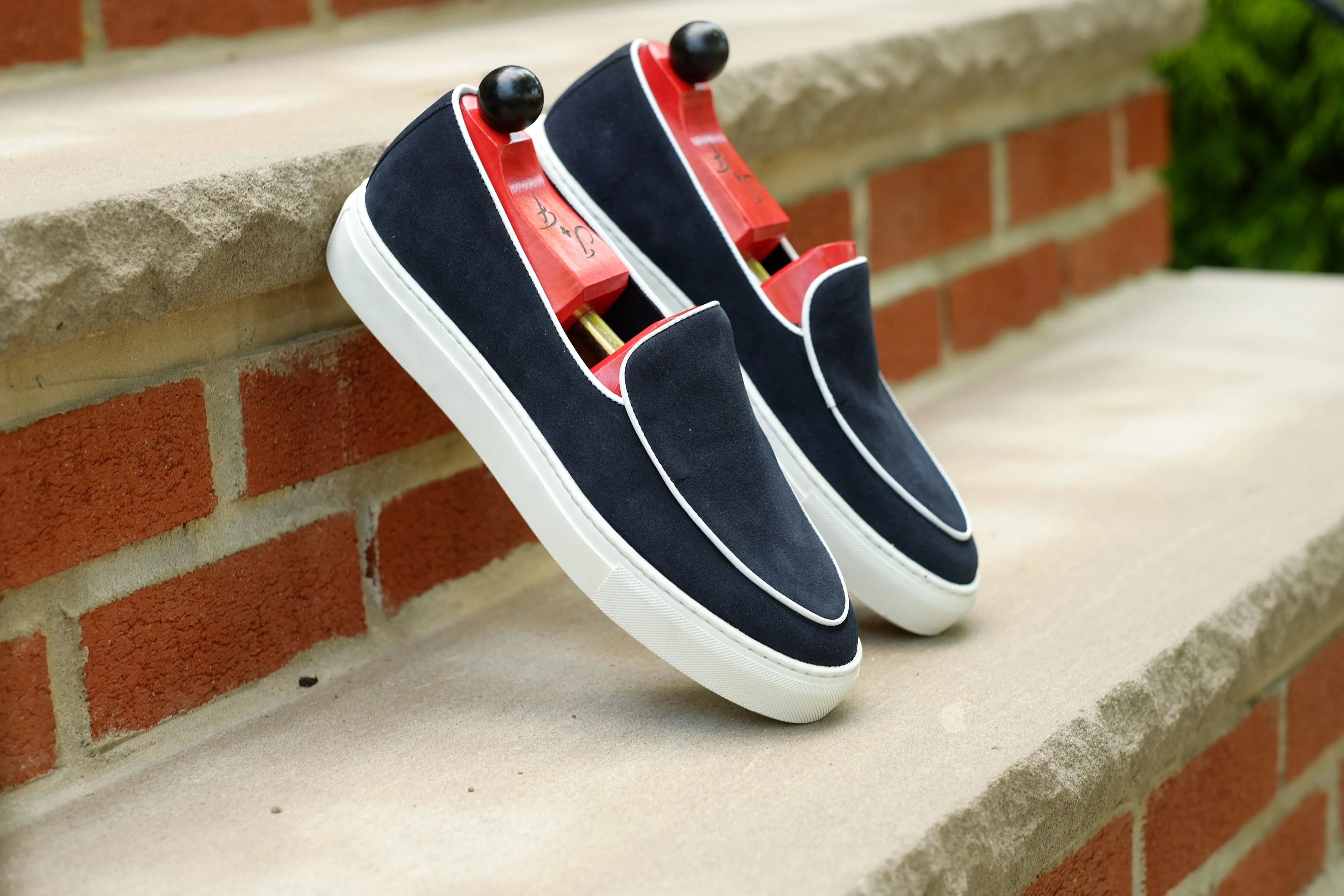 Ellensburg - Navy Suede / White Calf Piping - PRE SALE