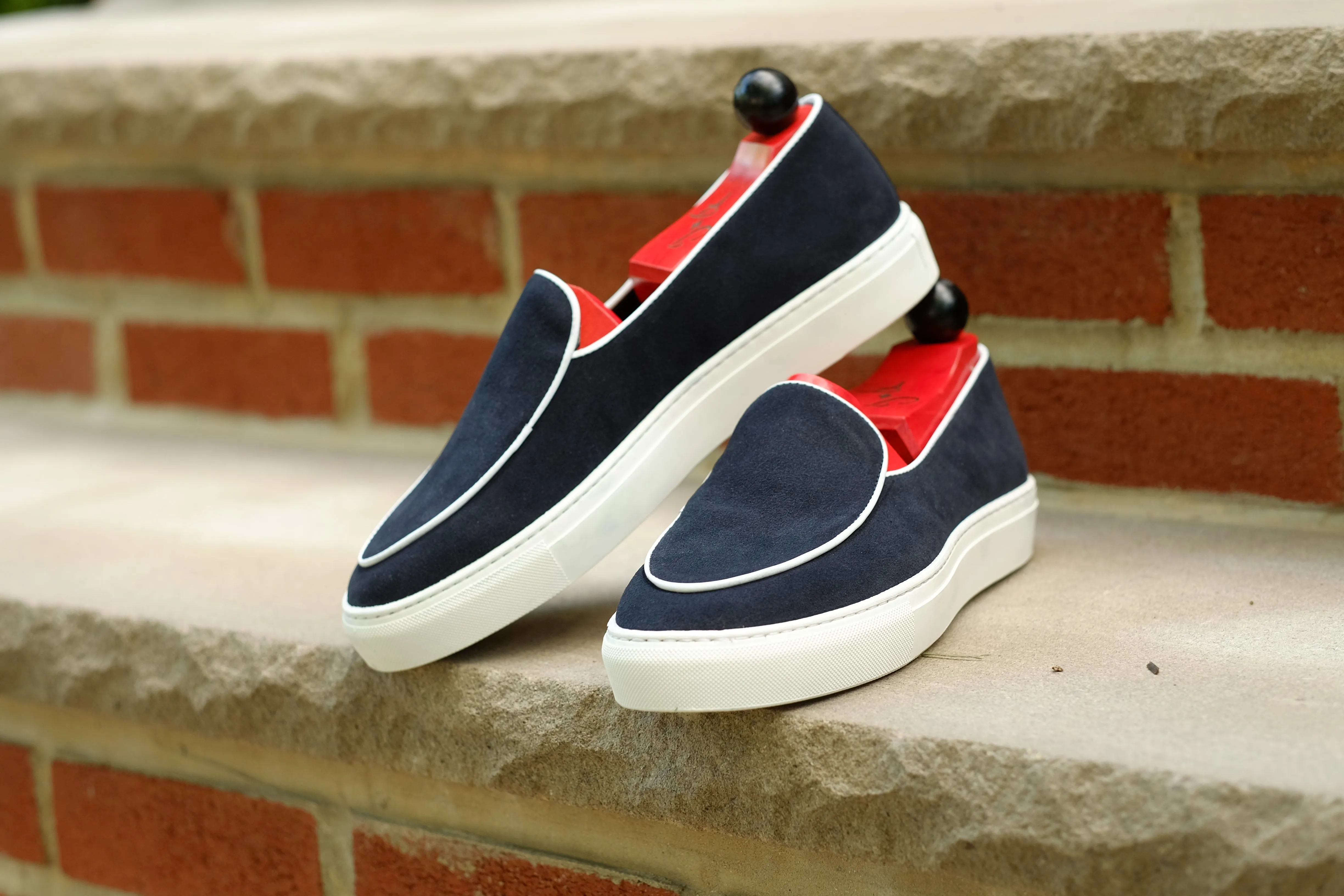 Ellensburg - Navy Suede / White Calf Piping - PRE SALE