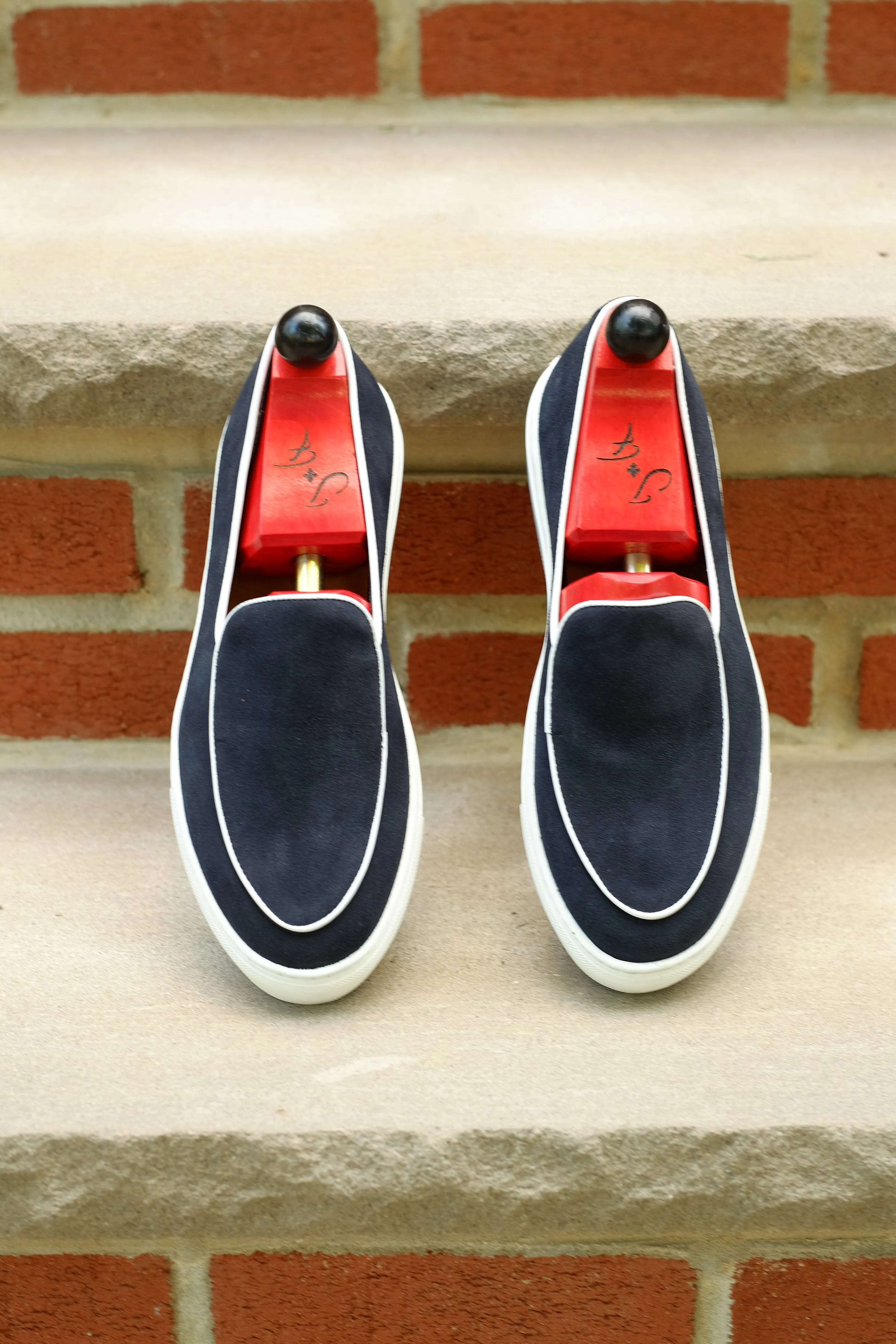 Ellensburg - Navy Suede / White Calf Piping - PRE SALE