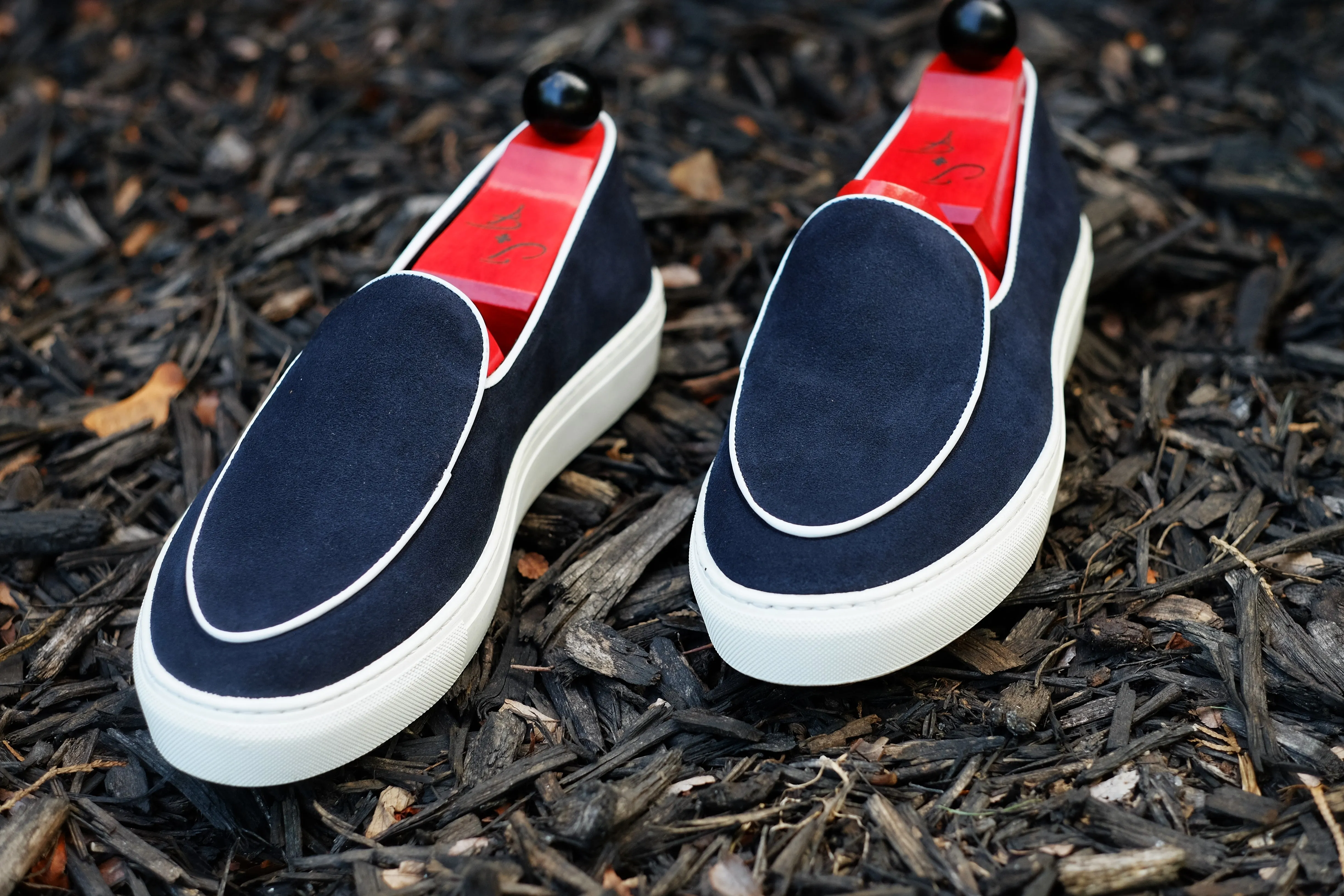 Ellensburg - Navy Suede / White Calf Piping - PRE SALE