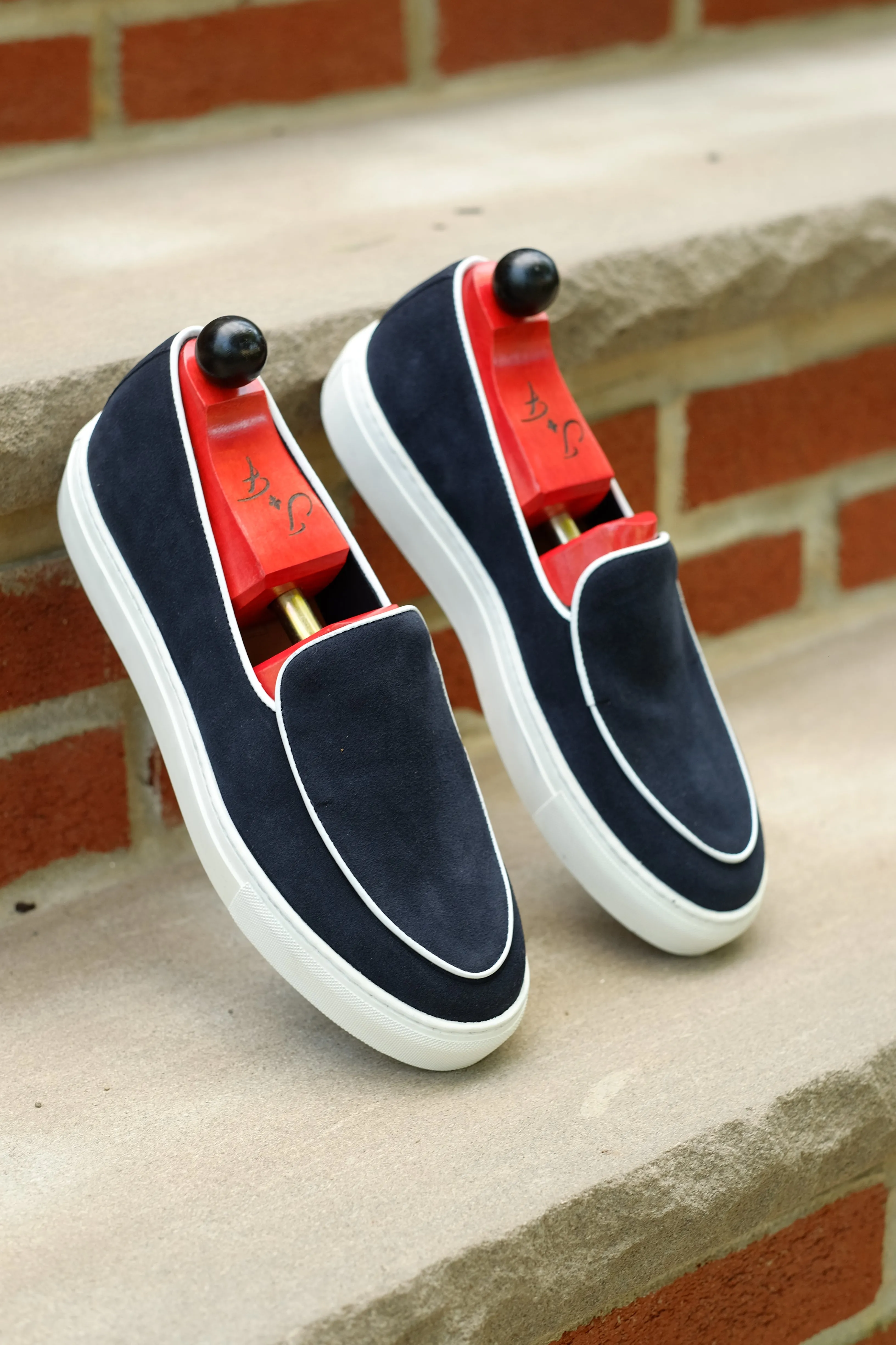 Ellensburg - Navy Suede / White Calf Piping - PRE SALE
