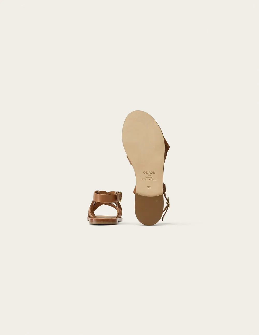 Flat sandals - Camel leather