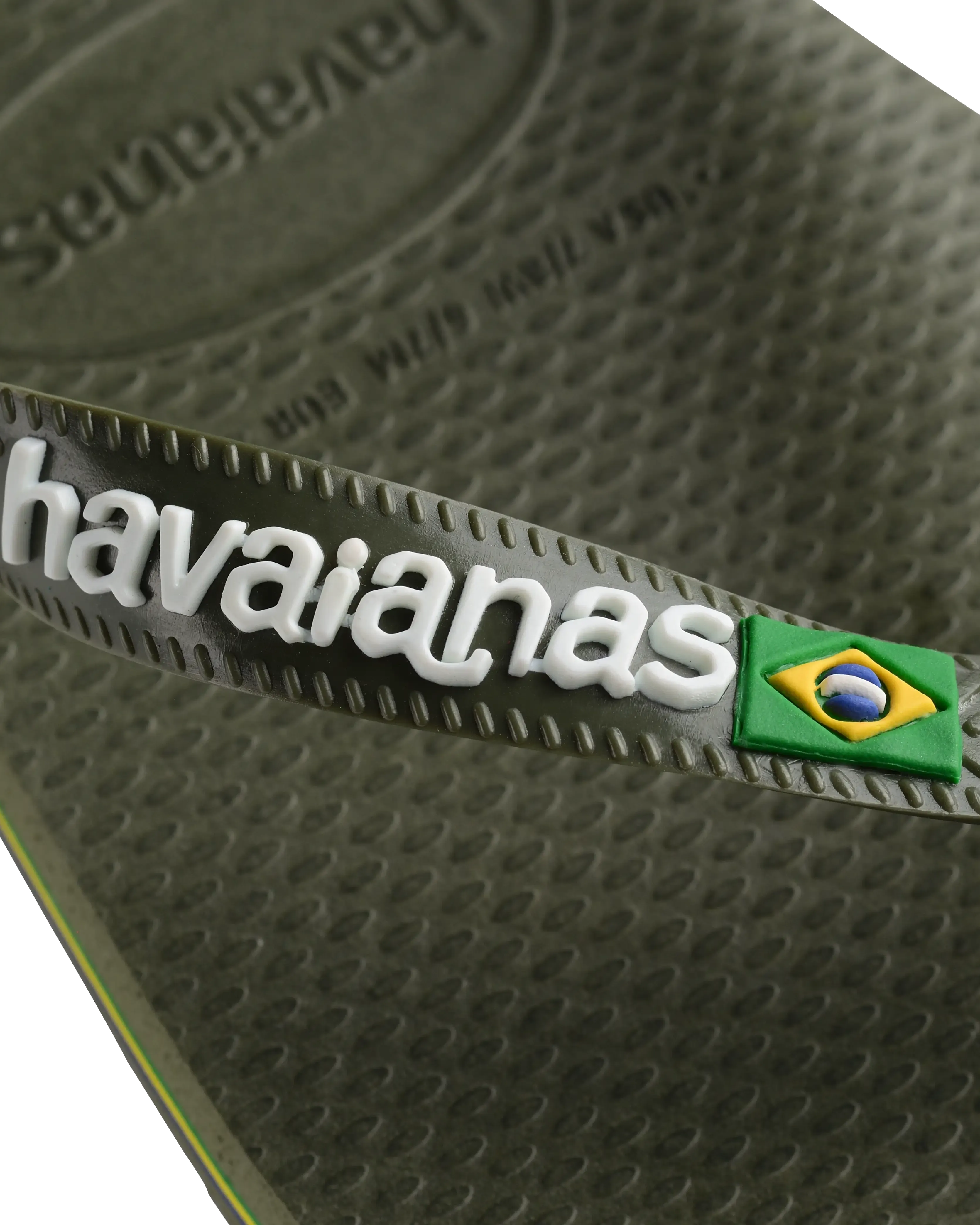 Havaianas Shoes Boys Brazil Logo Flip Flops in Green