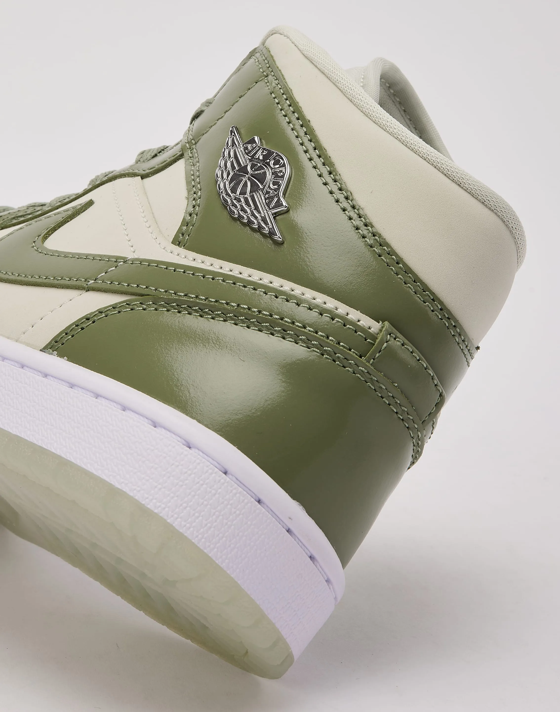 Jordan Air Jordan 1 Mid SE