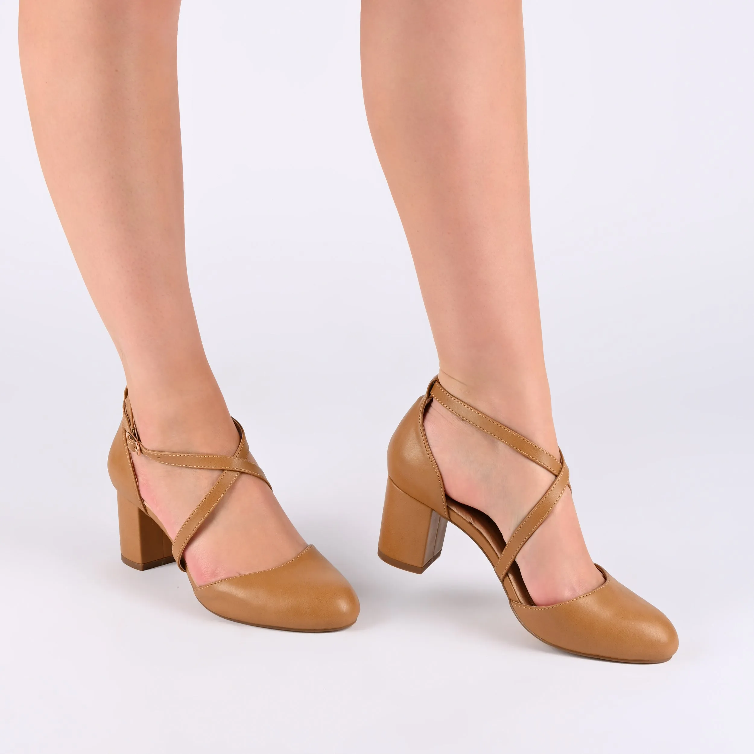 Journee Collection Women's Tru Comfort Foam Foster Pumps