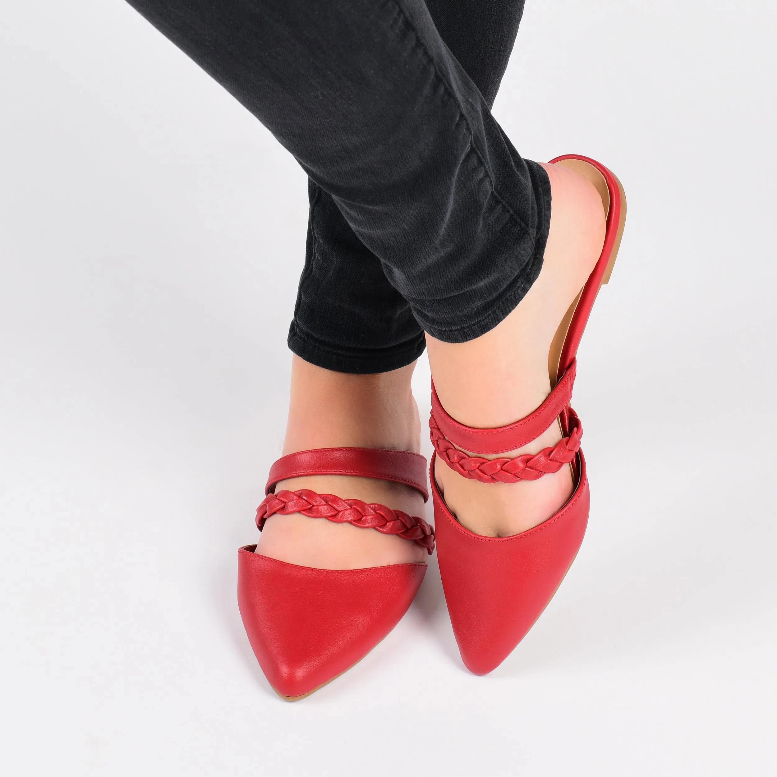 Journee Collection Women's Tru Comfort Foam Olivea Mule