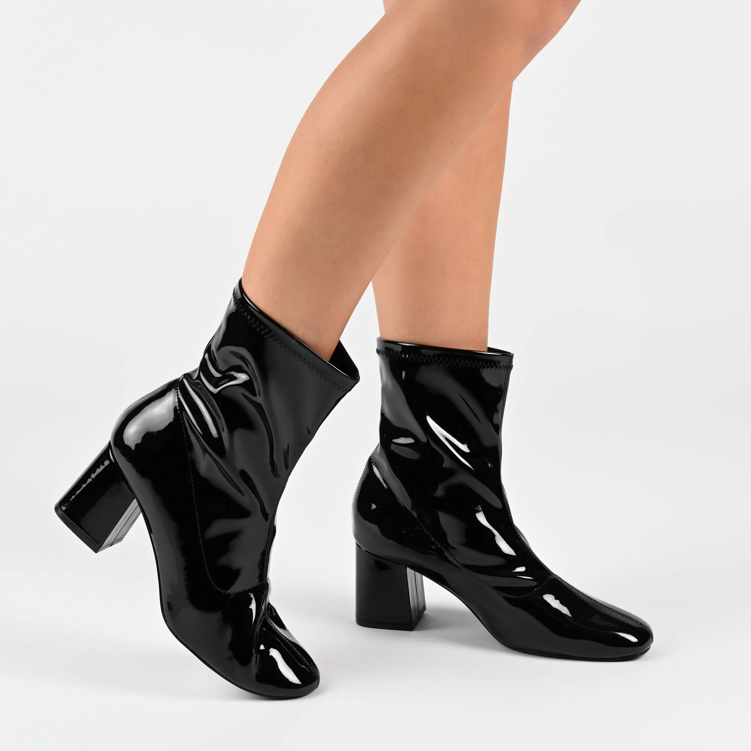 Journee Collection Women's Tru Comfort Foam Reice Bootie