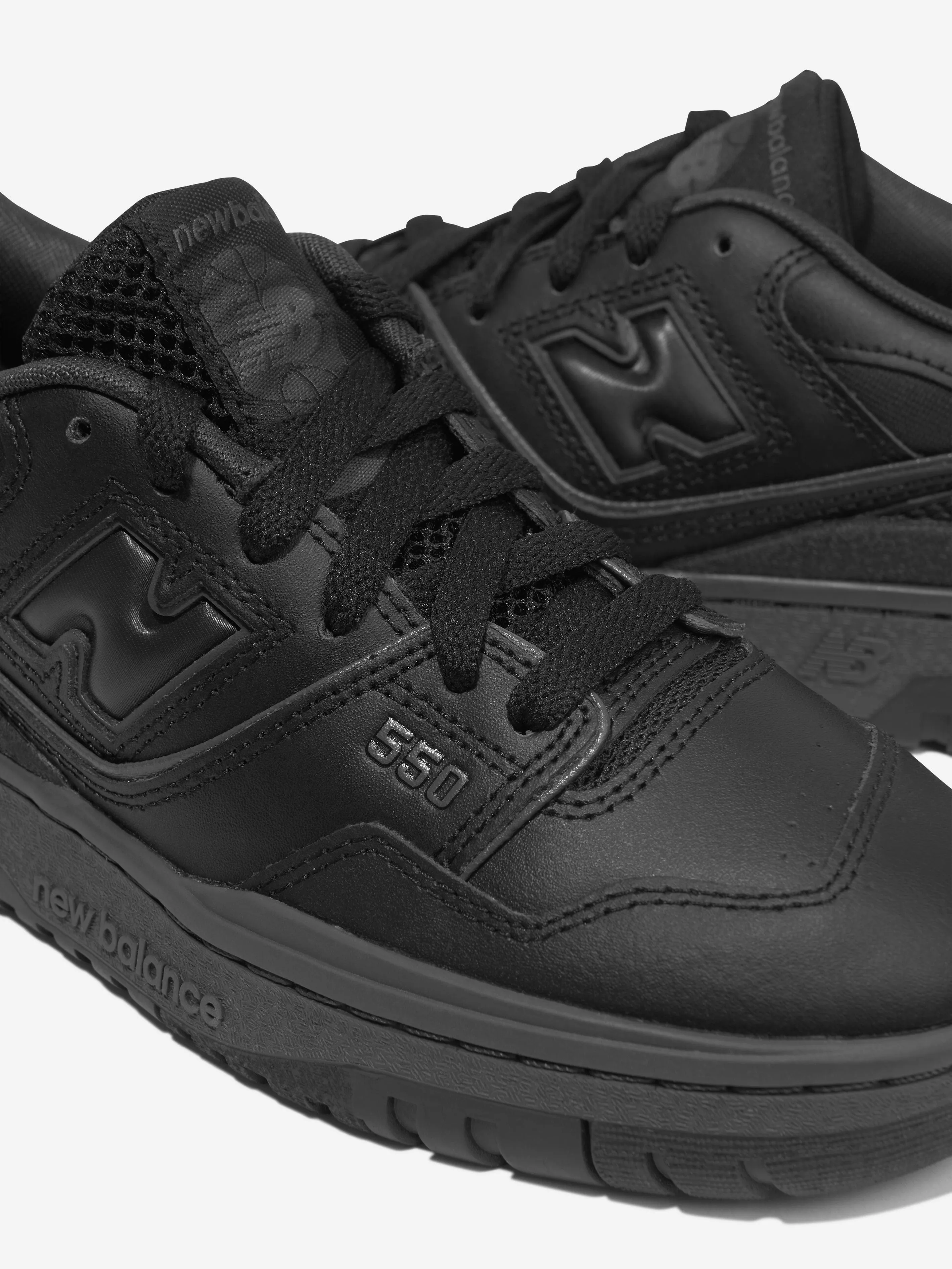 Kids B550 Trainers in Black