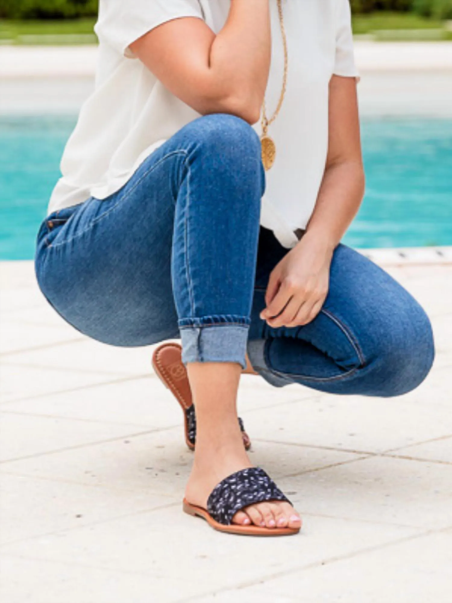 Lulu 4 Sandals In Black Bandana