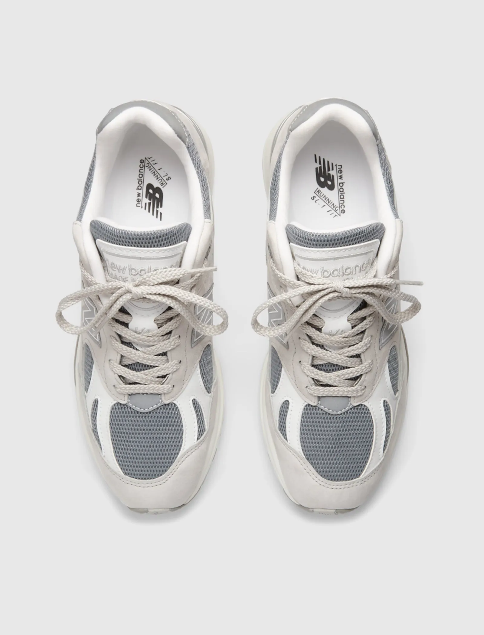 MADE IN UK 991 V2 "NIMBUS CLOUD"