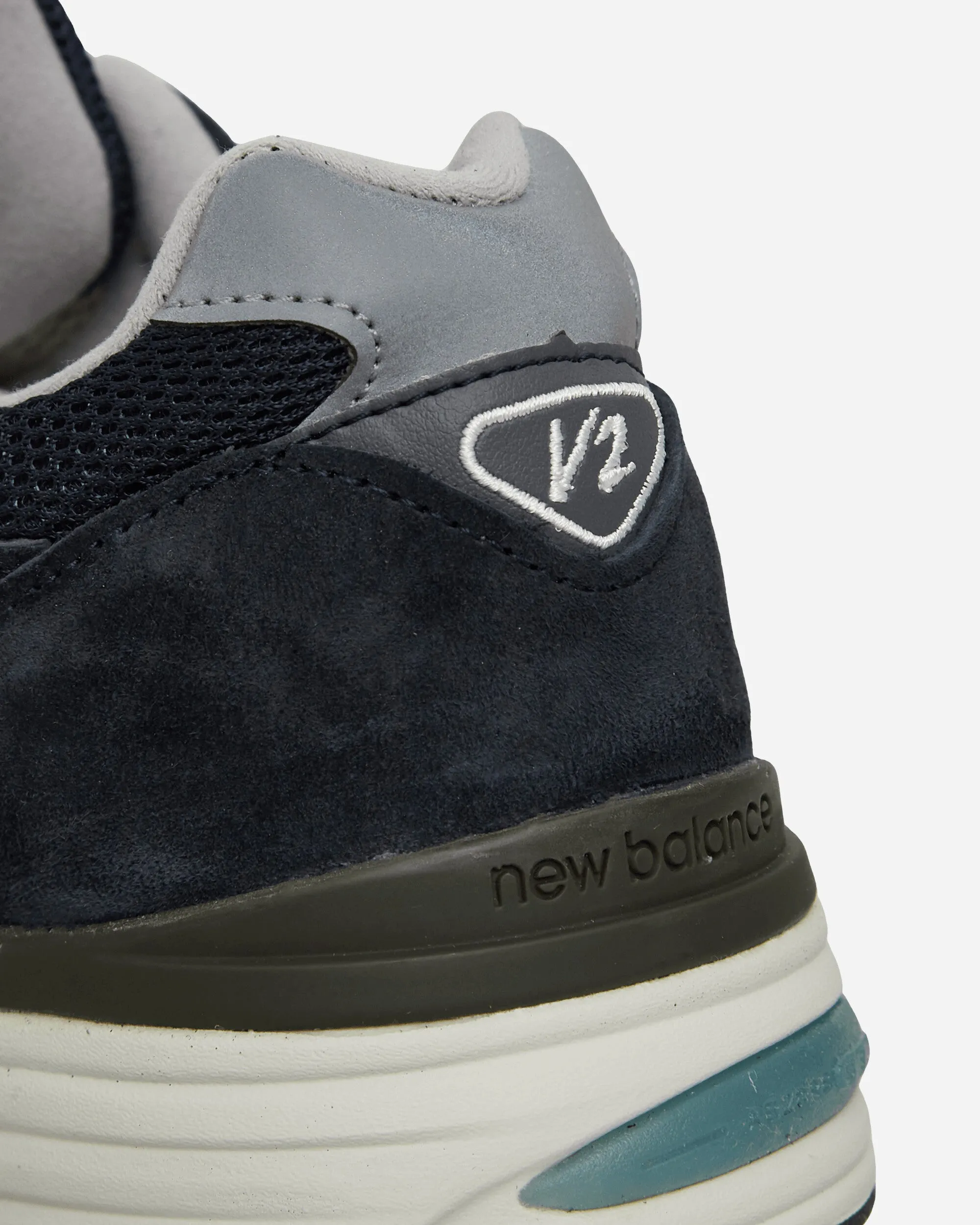 Made in UK 991v2 Sneakers Dark Navy / Smoked Pearl / Silver