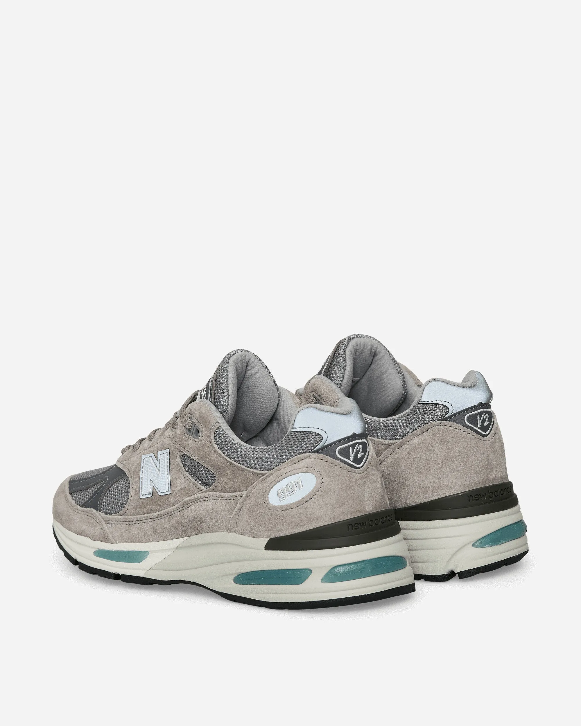 Made in UK 991v2 Sneakers Dove / Alloy / Silver