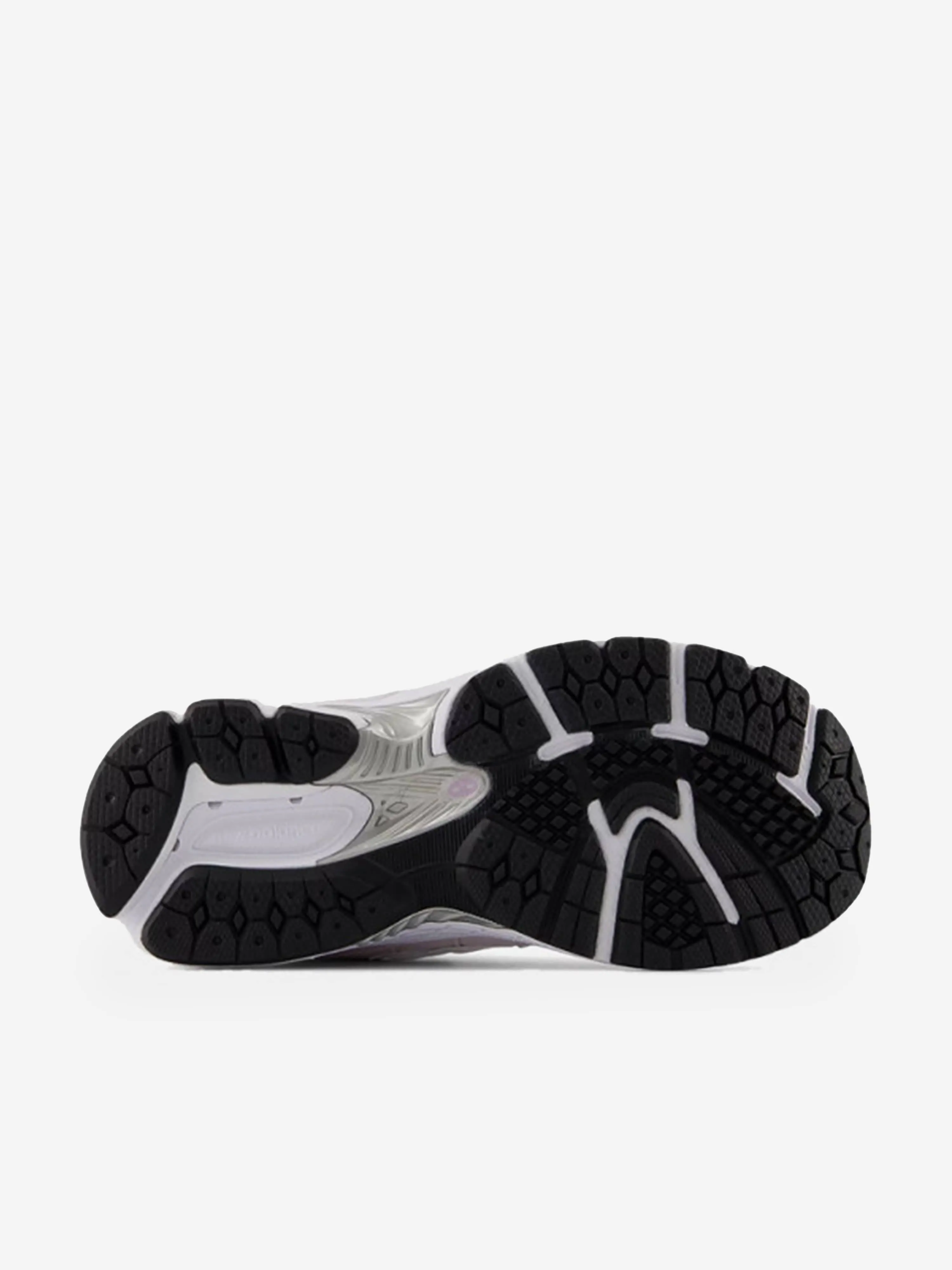 New Balance Girls 2002 Trainers in Pink