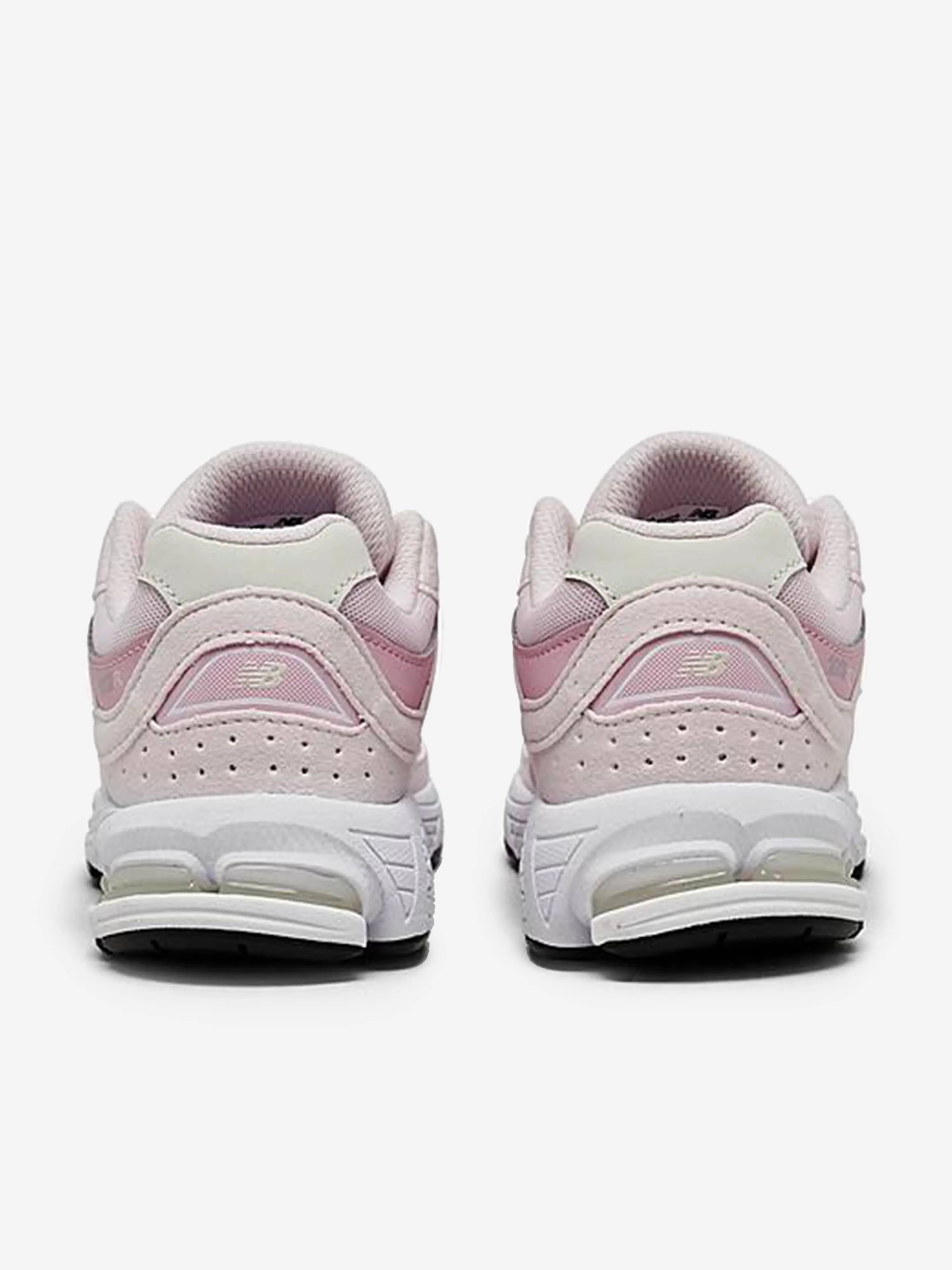 New Balance Girls 2002 Trainers in Pink