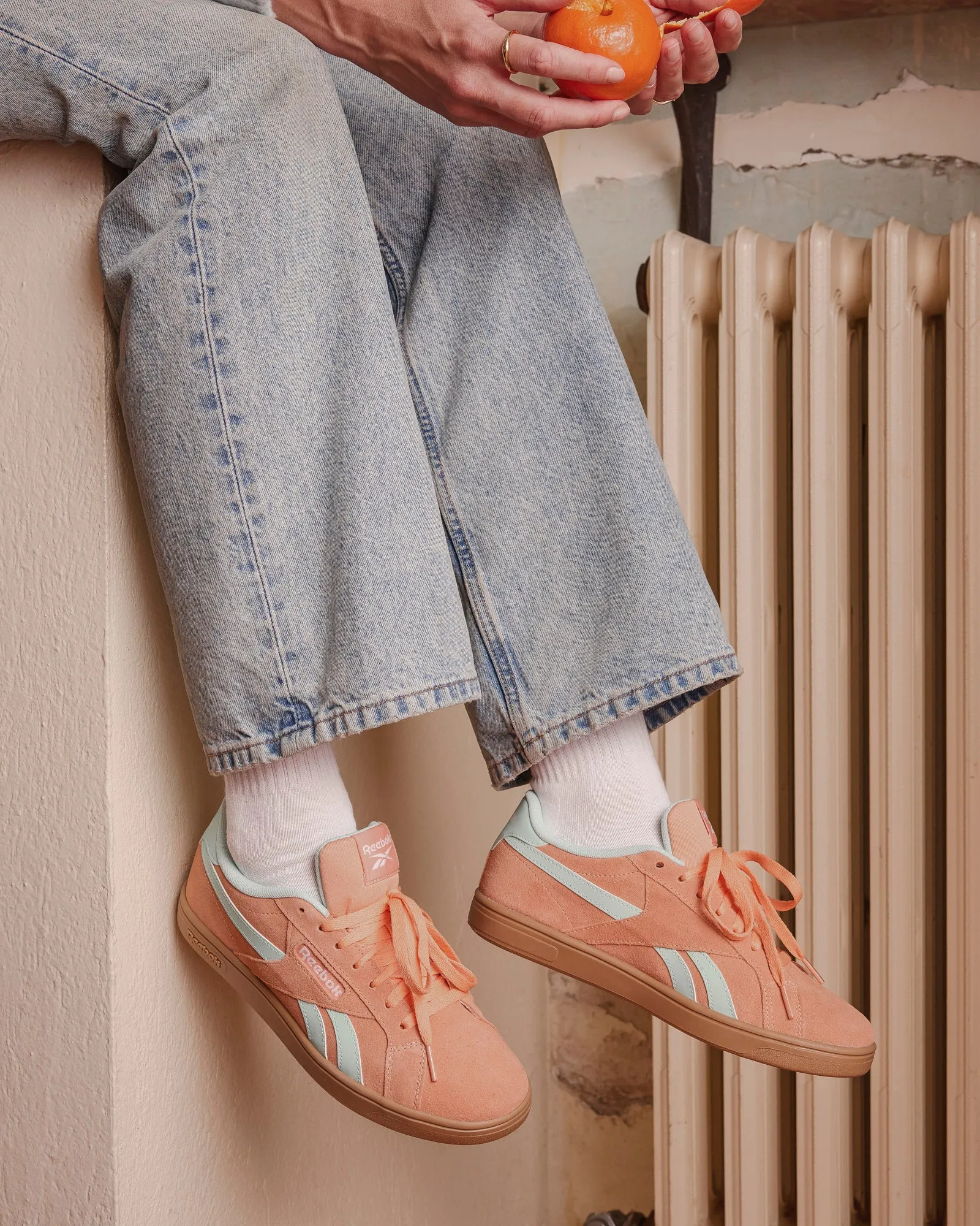 Reebok Court Retro Orange/Glitchaqua/Gum