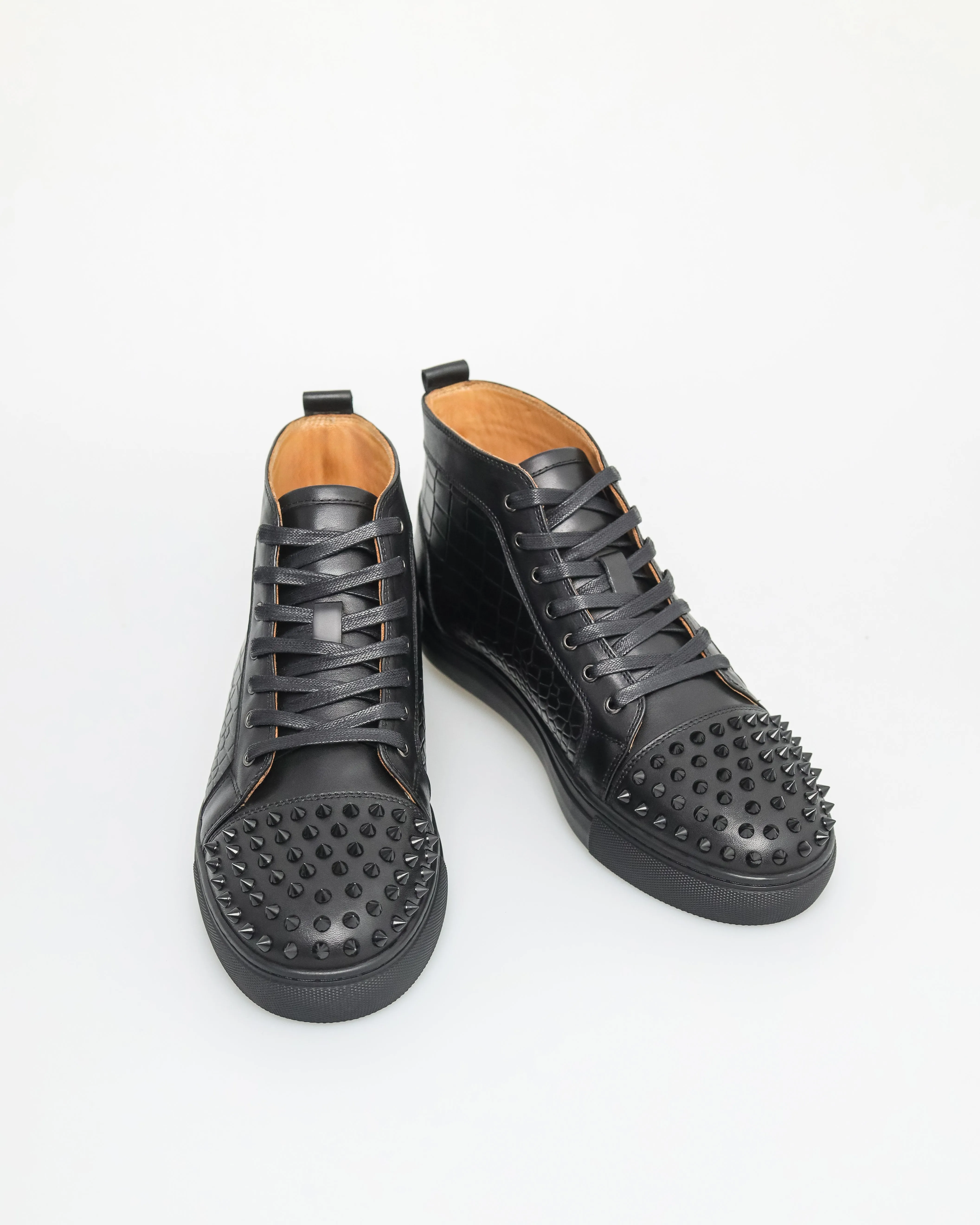 Tomaz C560 Men's Mamba Spikes Sneakers