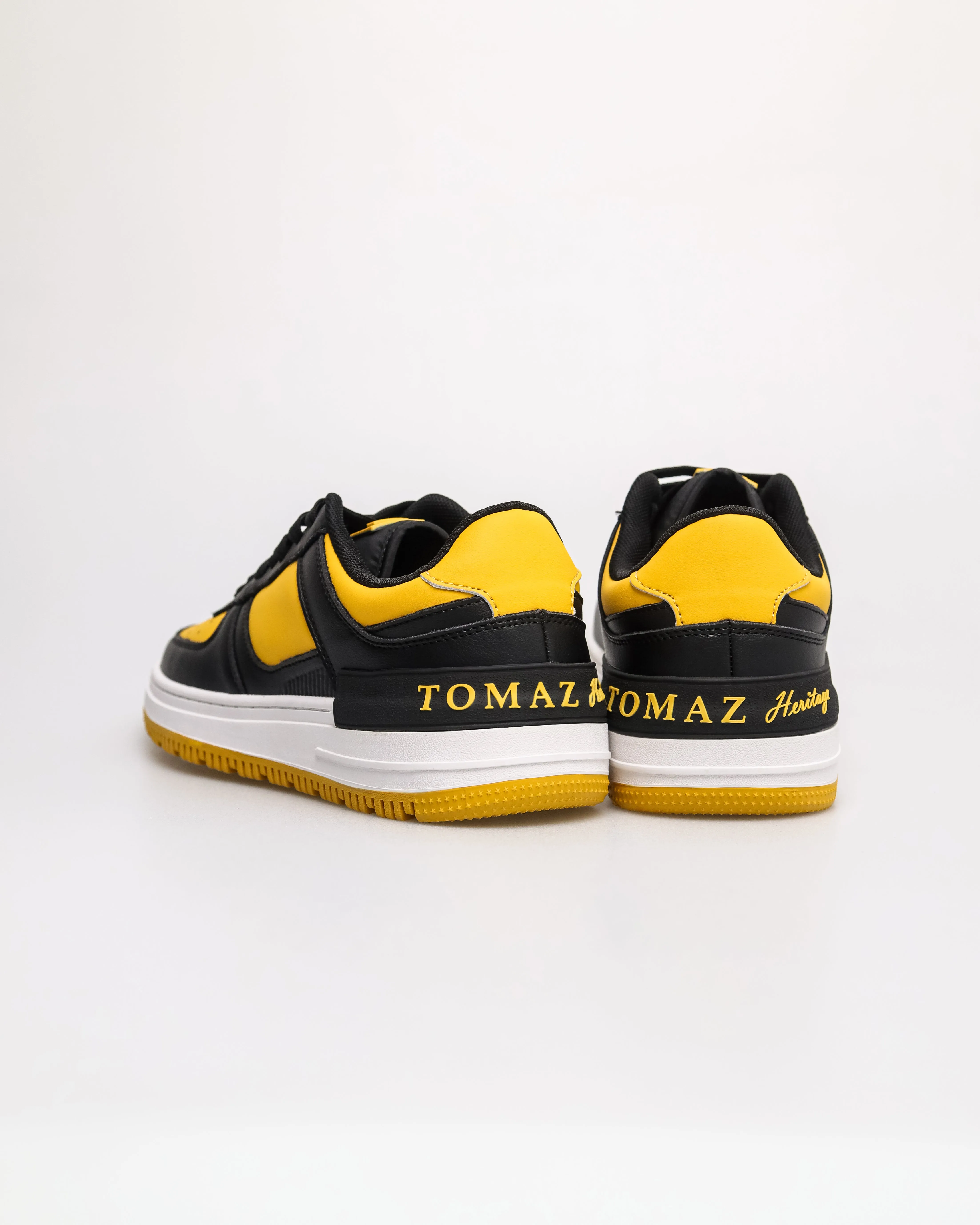 Tomaz C675M Men's Modern Stride Sneakers
