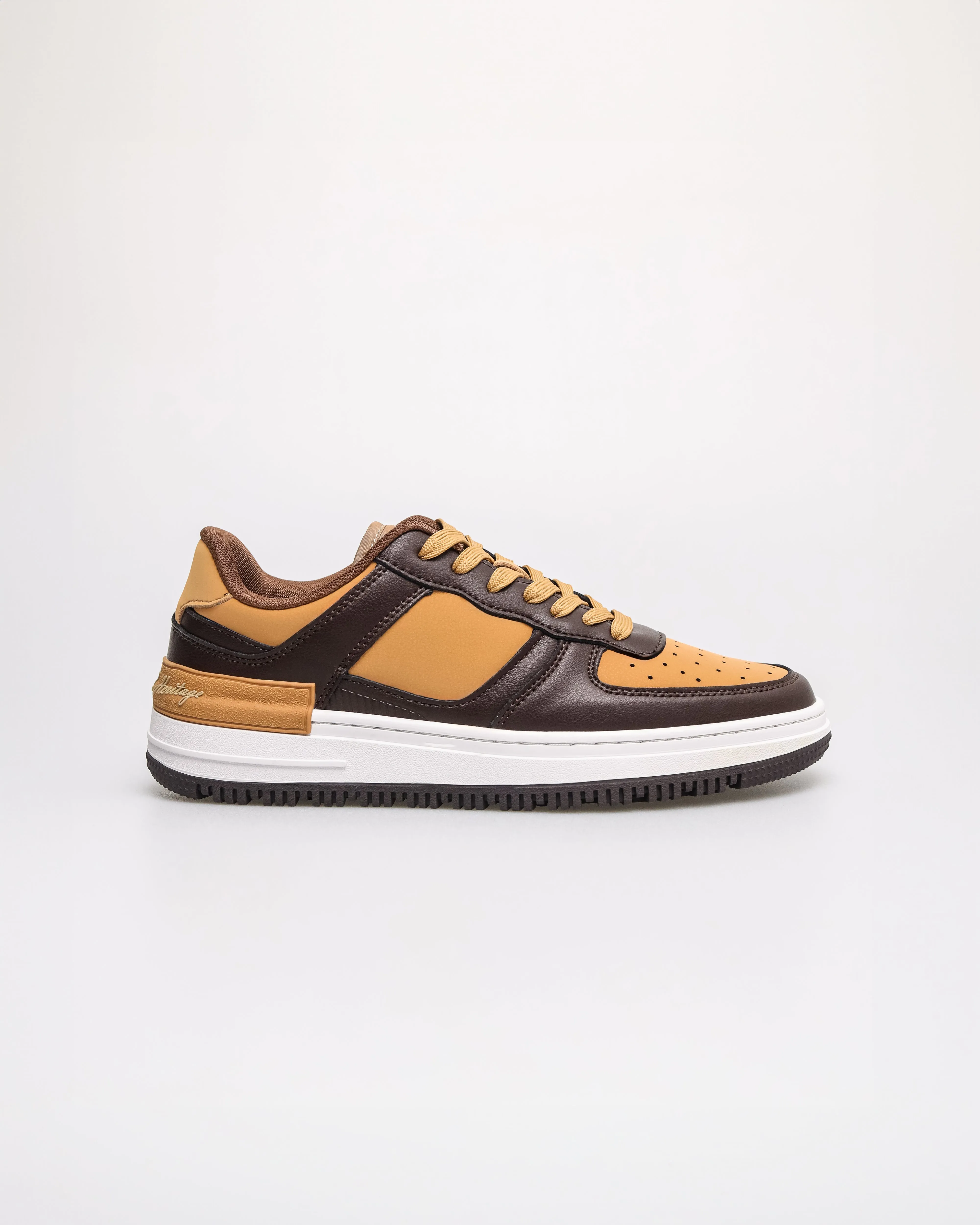 Tomaz C675M Men's Modern Stride Sneakers