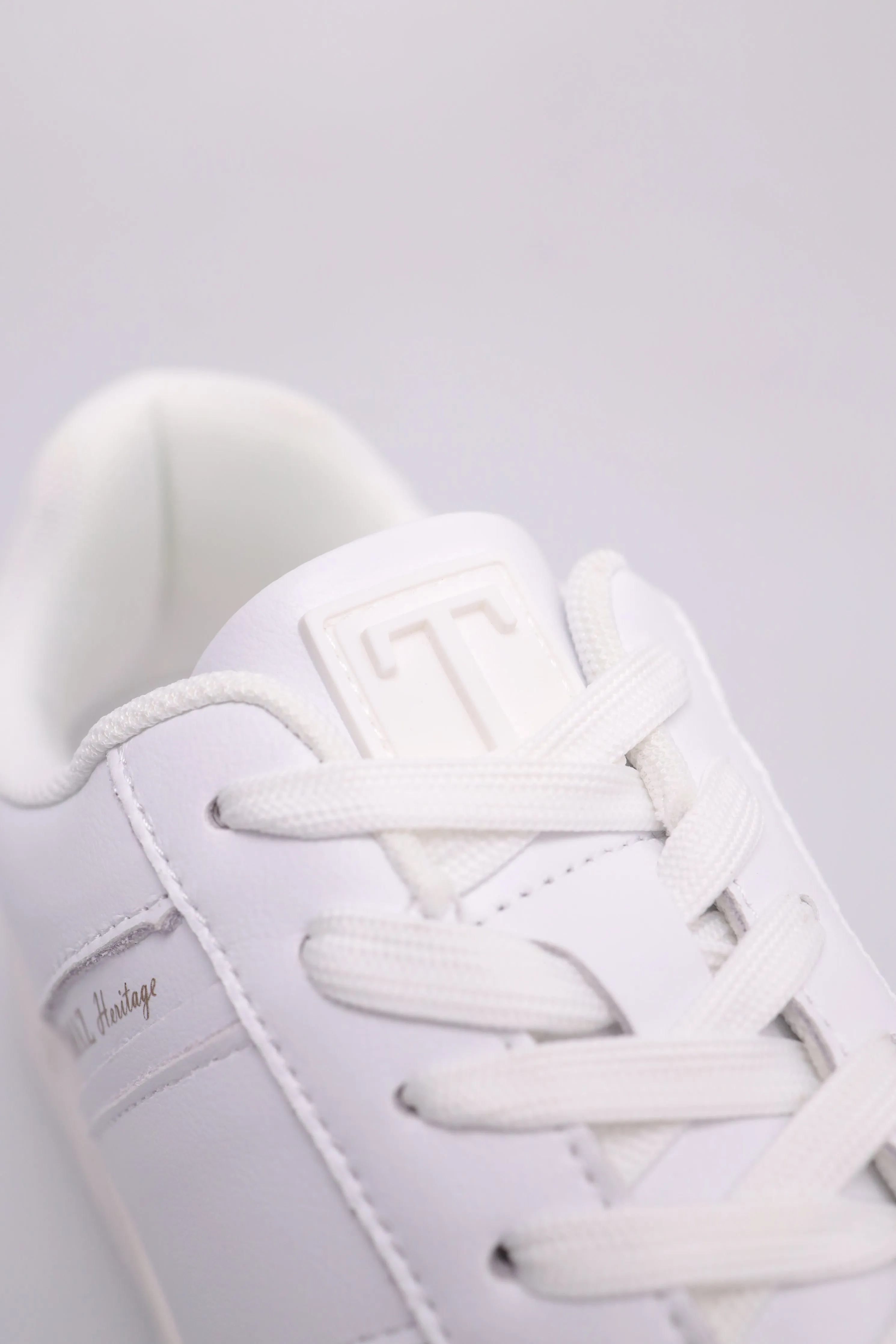 Tomaz C686 Men's Chromo Sneakers