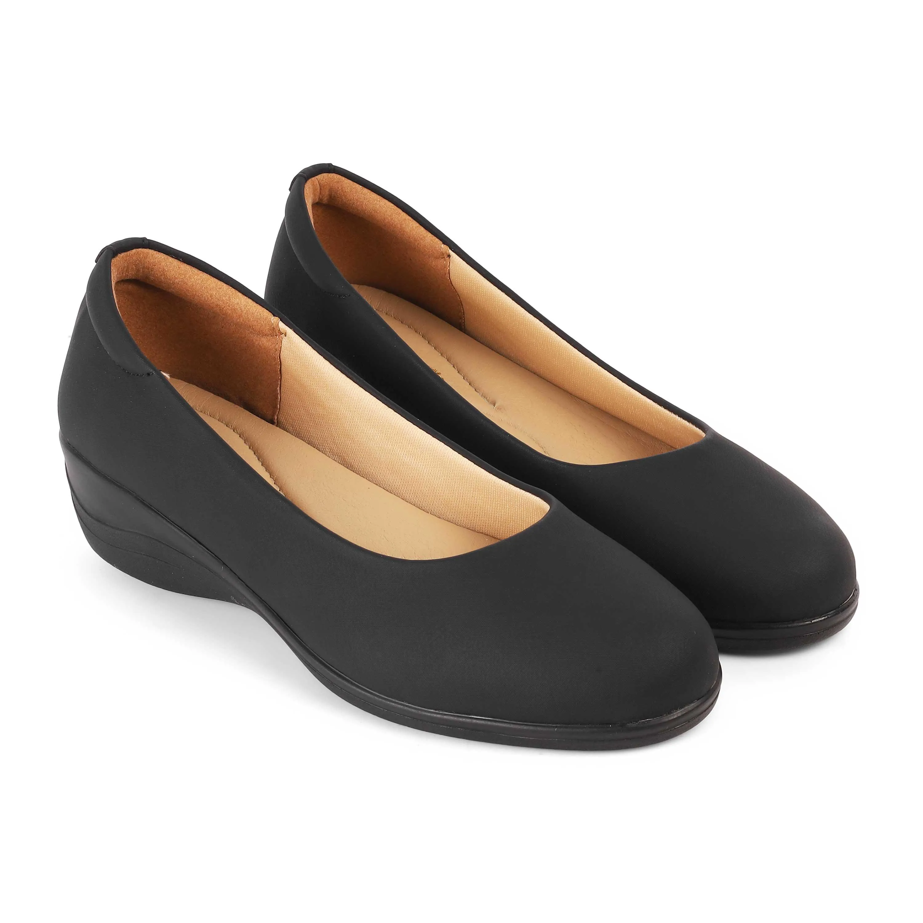 Tresmode Vallersso Black Women's Casual Wedge Ballerinas