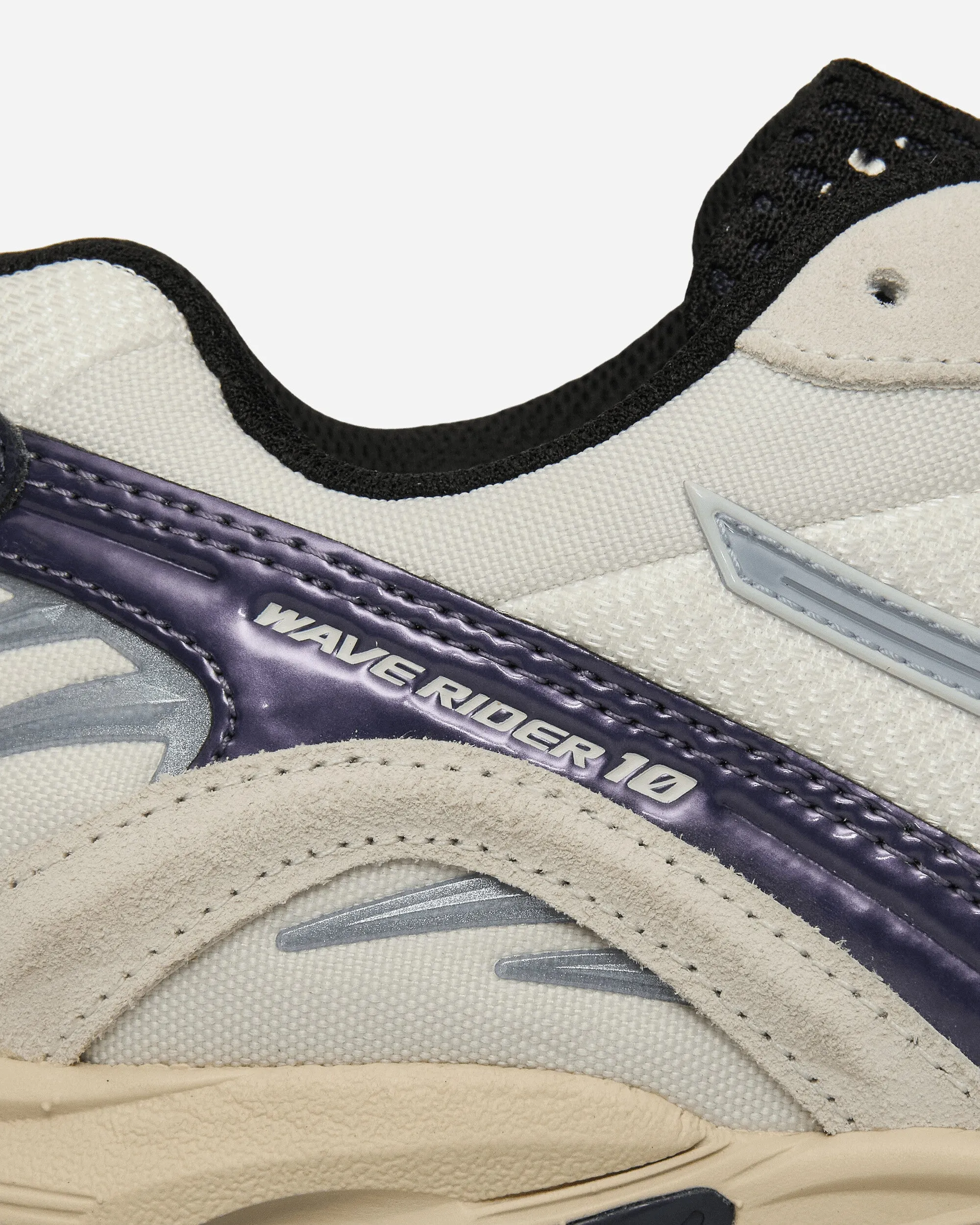 Wave Rider 10 Yurei Sneakers Snow / Aleutian / Cadet