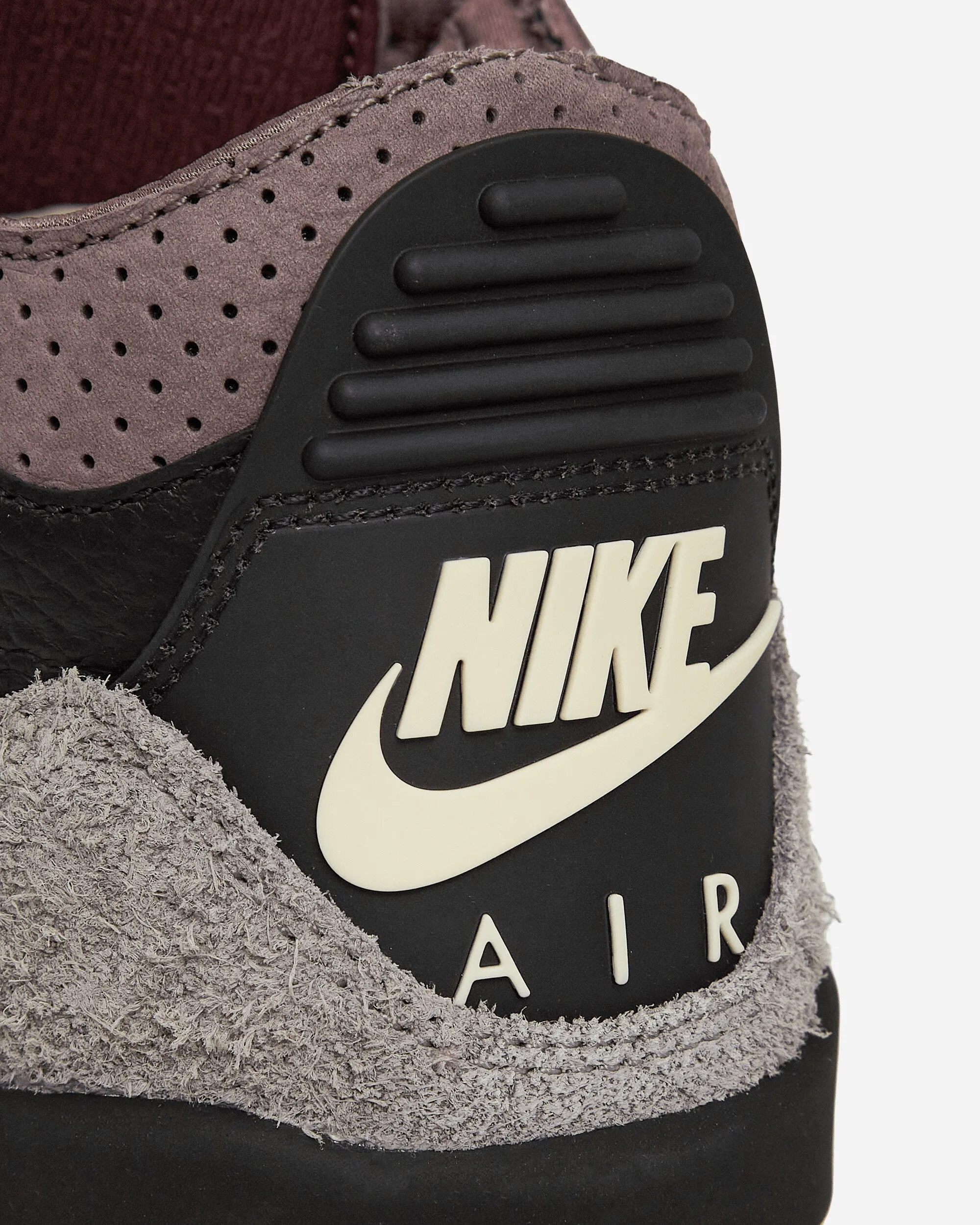 Women's A Ma Maniére Air Jordan 3 Sneakers Black / Flat Pewter