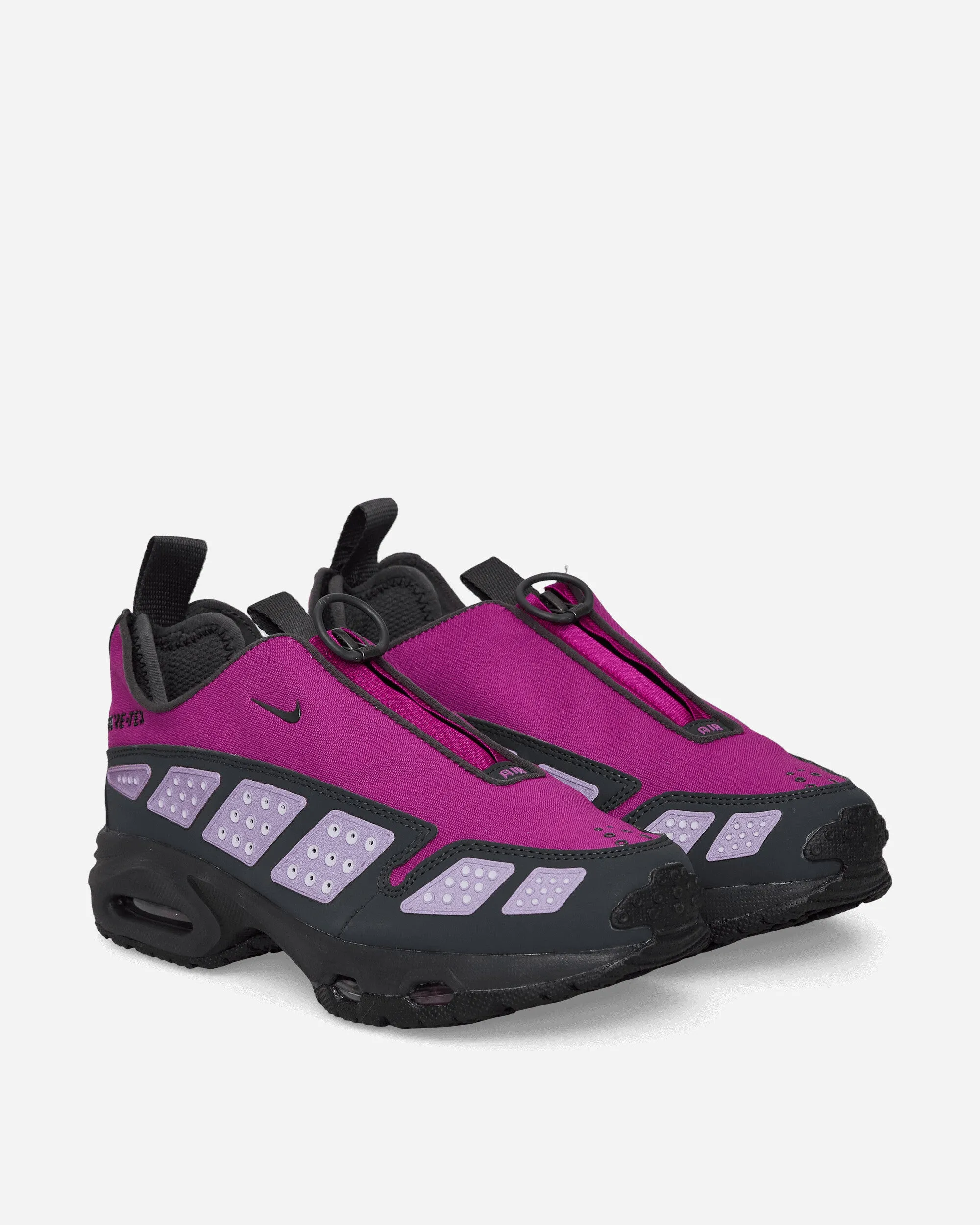 Women's Air Max SNDR GORE-TEX Sneakers Bold Berry / Dark Smoke Grey
