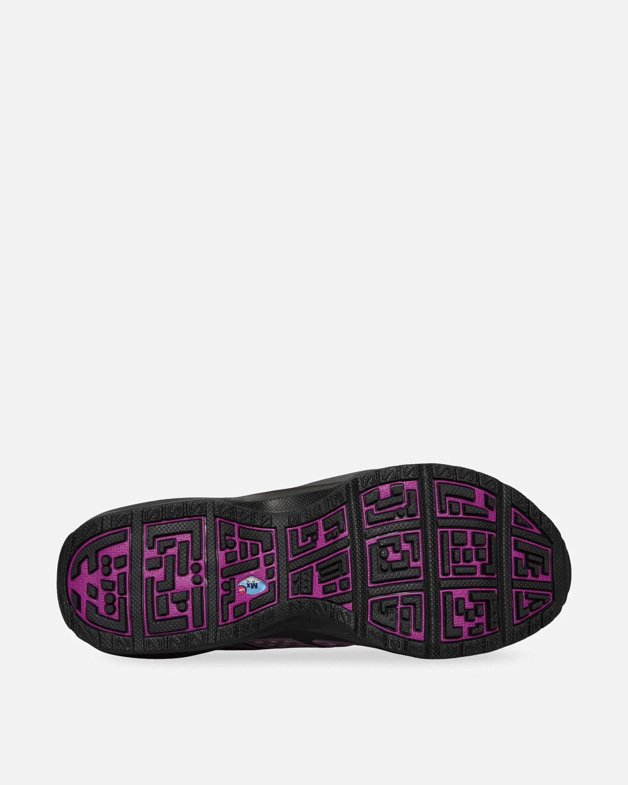 Women's Air Max SNDR GORE-TEX Sneakers Bold Berry / Dark Smoke Grey