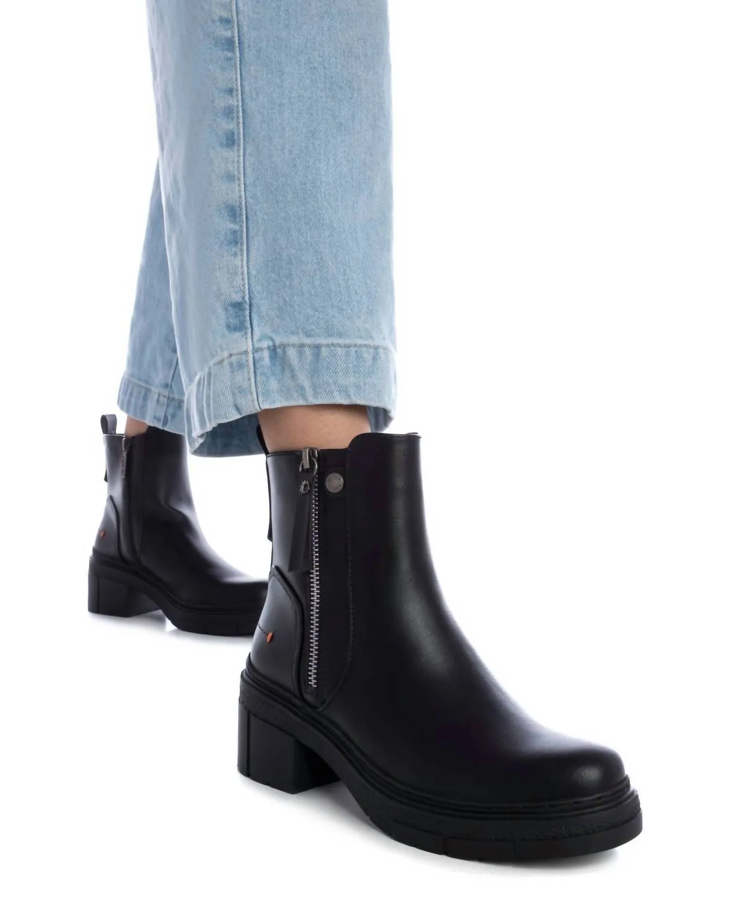 Women's Casual Booties In Black