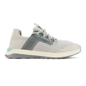 Women’S Wailuku Sneaker In Mist Grey